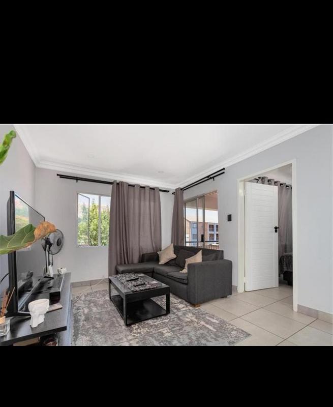 1 Bedroom Property for Sale in Vorna Valley Gauteng