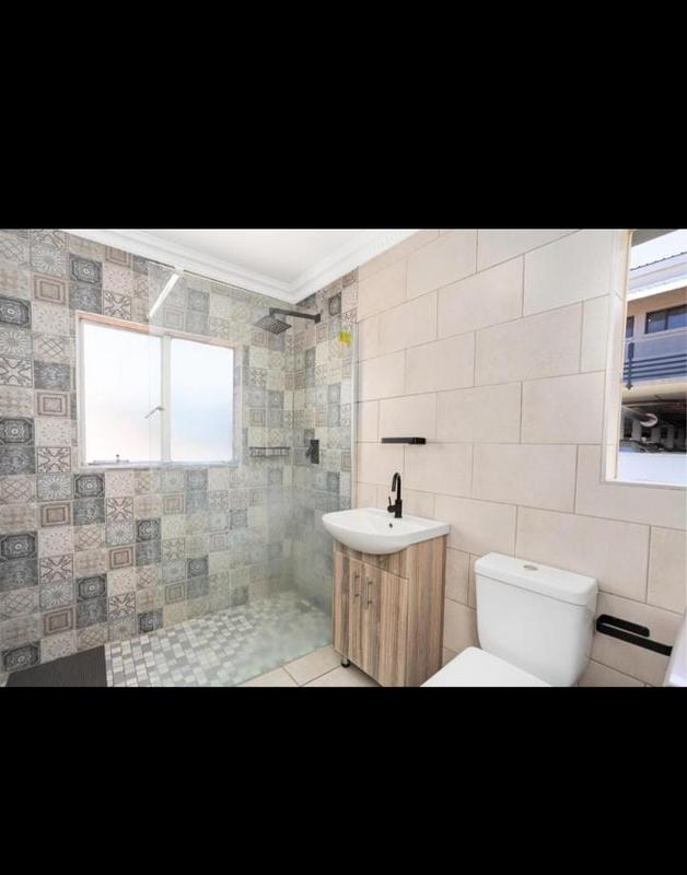 1 Bedroom Property for Sale in Vorna Valley Gauteng