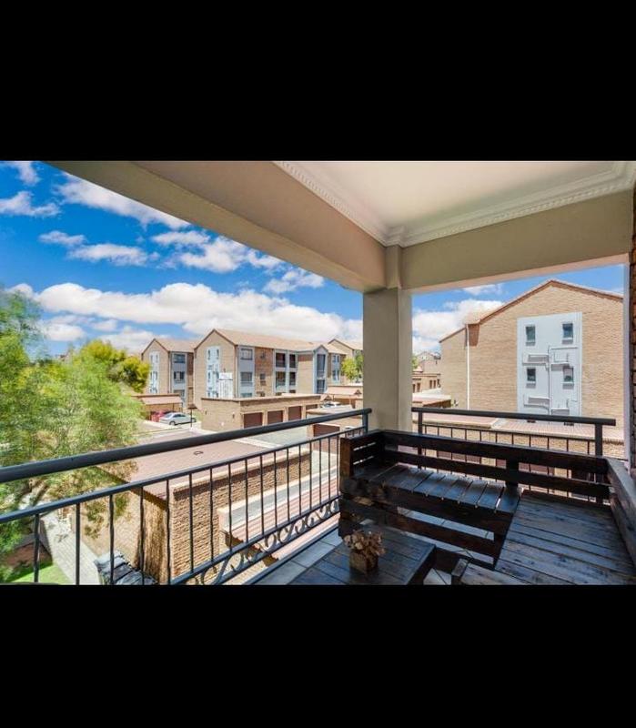 1 Bedroom Property for Sale in Vorna Valley Gauteng