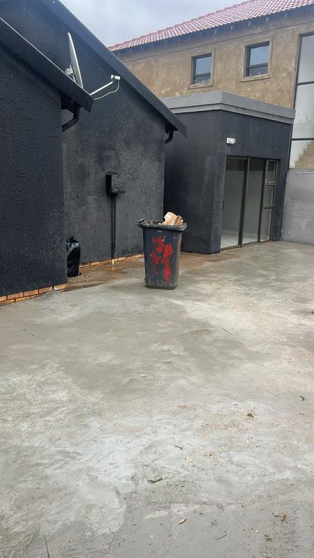 2 Bedroom Property for Sale in Bram Fischerville Gauteng