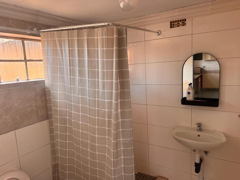 1 Bedroom Property for Sale in Primrose Hill Gauteng