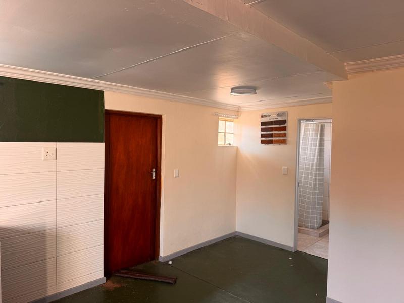 To Let 1 Bedroom Property for Rent in Primrose Hill Gauteng