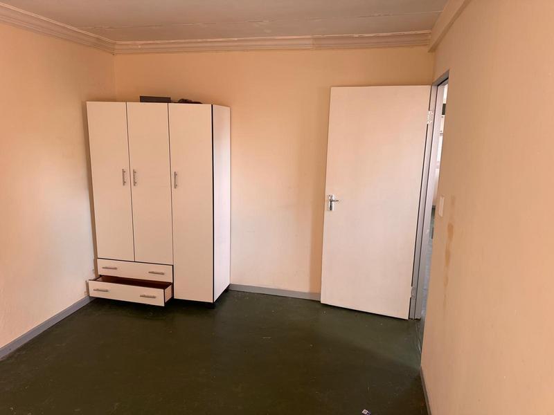 To Let 1 Bedroom Property for Rent in Primrose Hill Gauteng