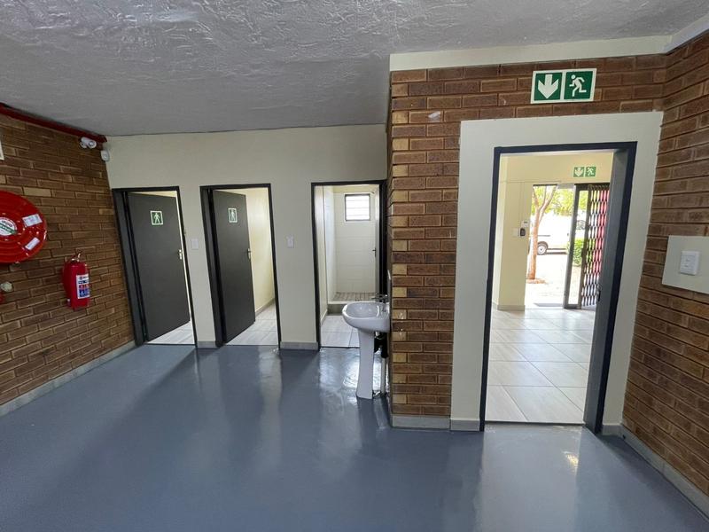 To Let Commercial Property for Rent in Hennopspark Gauteng