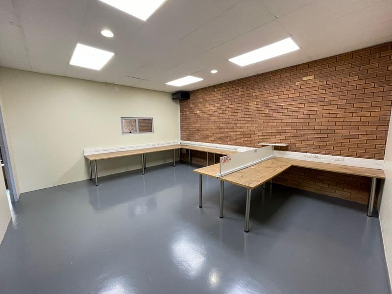 To Let Commercial Property for Rent in Hennopspark Gauteng