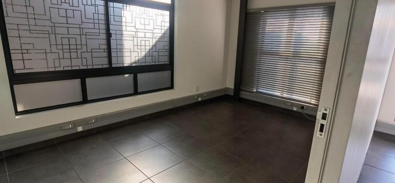 To Let Commercial Property for Rent in N4 Gateway Industrial Park Gauteng