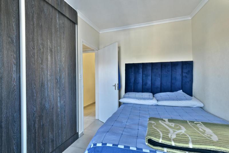2 Bedroom Property for Sale in Mulbarton Gauteng