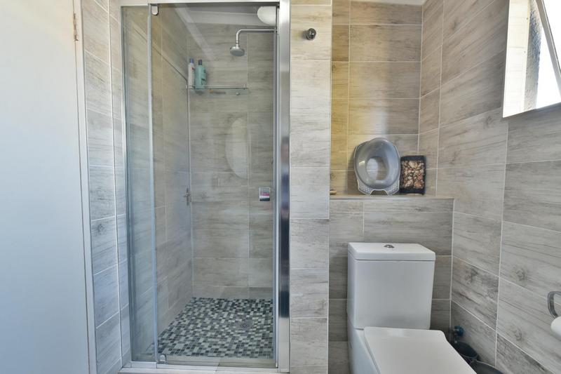 2 Bedroom Property for Sale in Mulbarton Gauteng