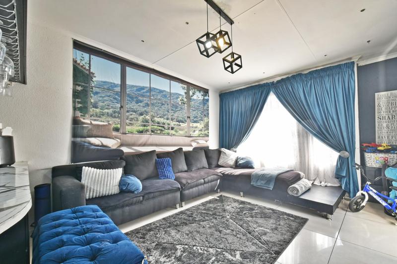 2 Bedroom Property for Sale in Mulbarton Gauteng