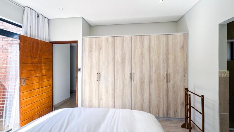 3 Bedroom Property for Sale in Midstream Meadows Gauteng