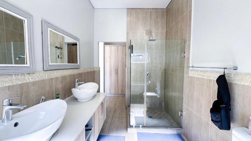 3 Bedroom Property for Sale in Midstream Meadows Gauteng