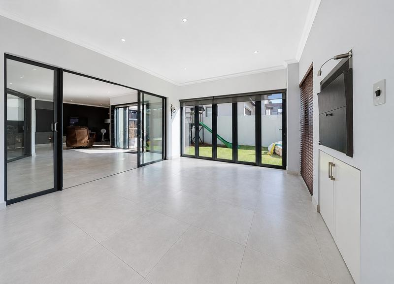 3 Bedroom Property for Sale in Rietvalleirand Gauteng