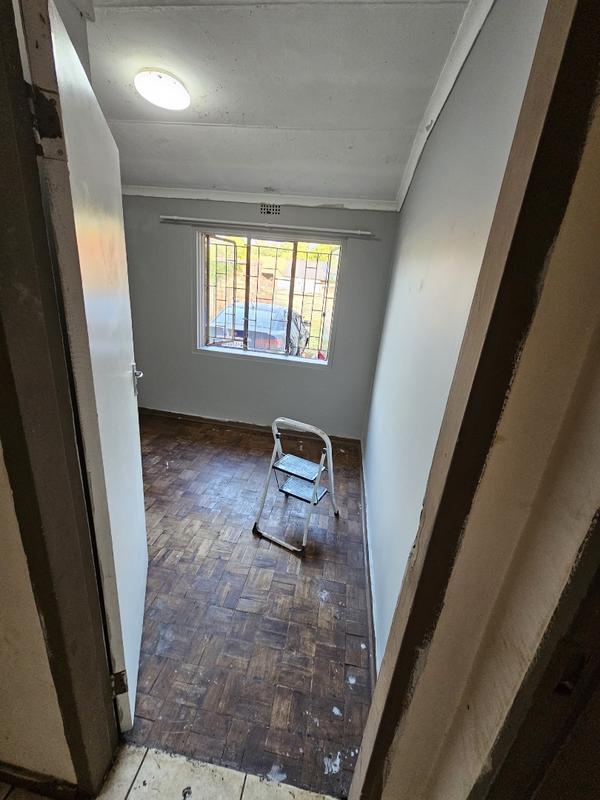 6 Bedroom Property for Sale in Vanderbijlpark Cw 6 Gauteng