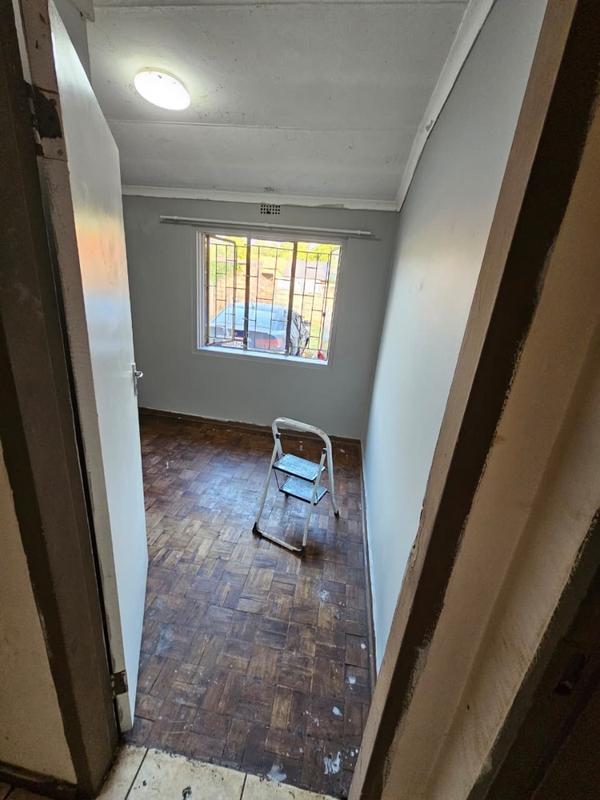 6 Bedroom Property for Sale in Vanderbijlpark Cw 6 Gauteng