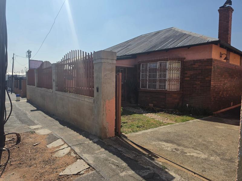 3 Bedroom Property for Sale in Townsview Gauteng