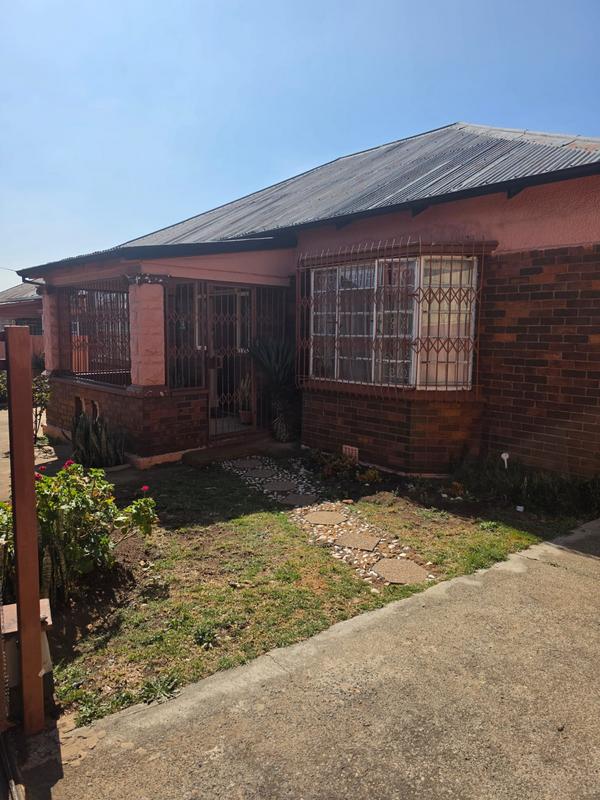 3 Bedroom Property for Sale in Townsview Gauteng