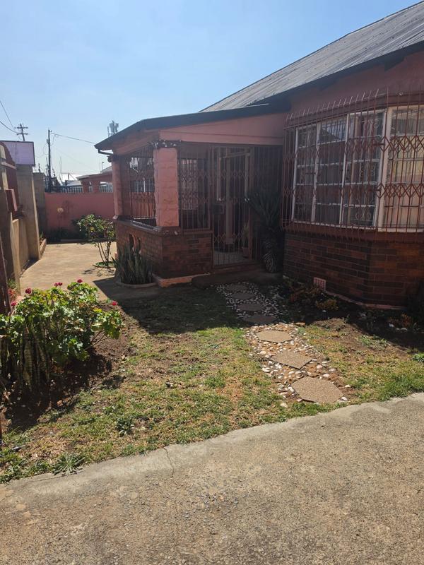 3 Bedroom Property for Sale in Townsview Gauteng