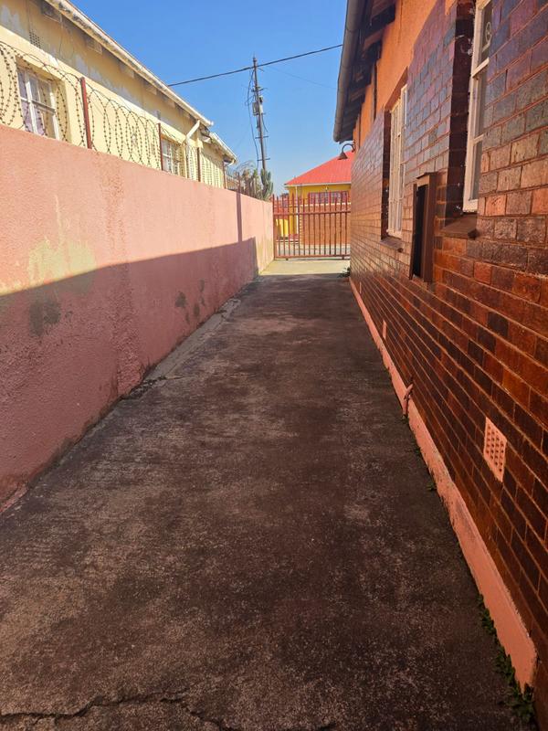 3 Bedroom Property for Sale in Townsview Gauteng