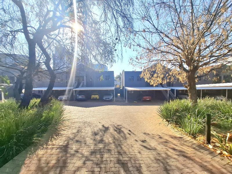 To Let 2 Bedroom Property for Rent in Sandown Gauteng