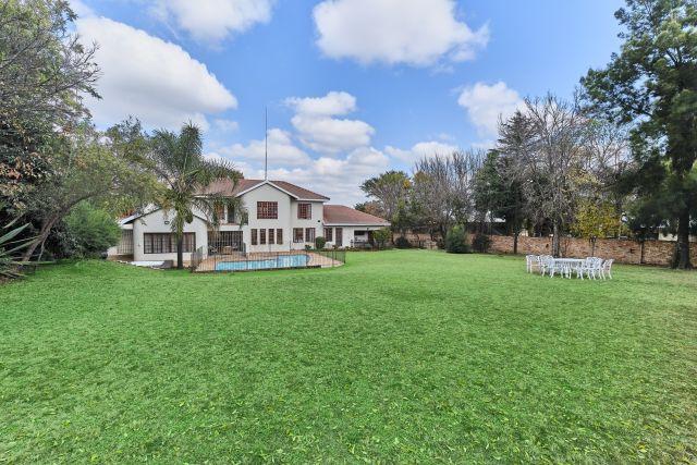 To Let 5 Bedroom Property for Rent in Sunninghill Gauteng