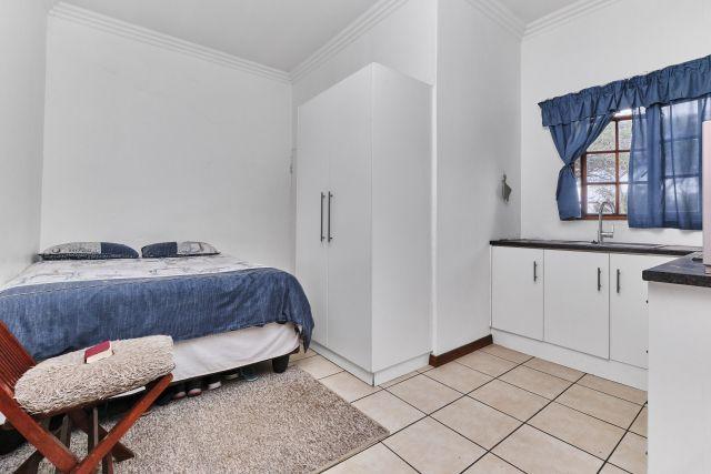 To Let 5 Bedroom Property for Rent in Sunninghill Gauteng
