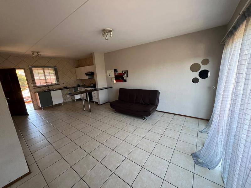 2 Bedroom Property for Sale in Weltevreden Park Gauteng