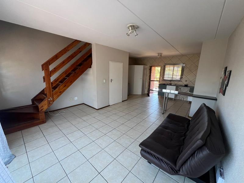 2 Bedroom Property for Sale in Weltevreden Park Gauteng