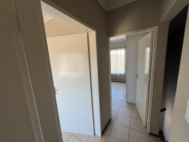 2 Bedroom Property for Sale in Weltevreden Park Gauteng