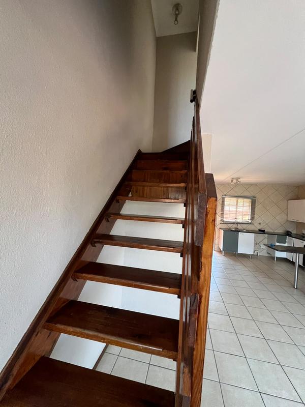 2 Bedroom Property for Sale in Weltevreden Park Gauteng