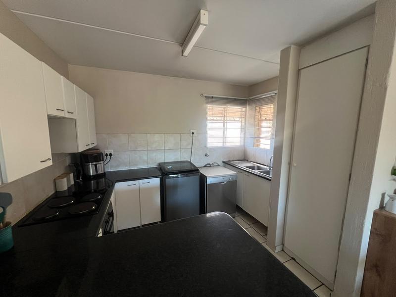 1 Bedroom Property for Sale in Weltevreden Park Gauteng