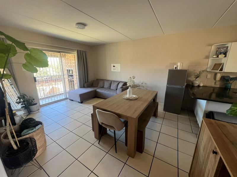 1 Bedroom Property for Sale in Weltevreden Park Gauteng