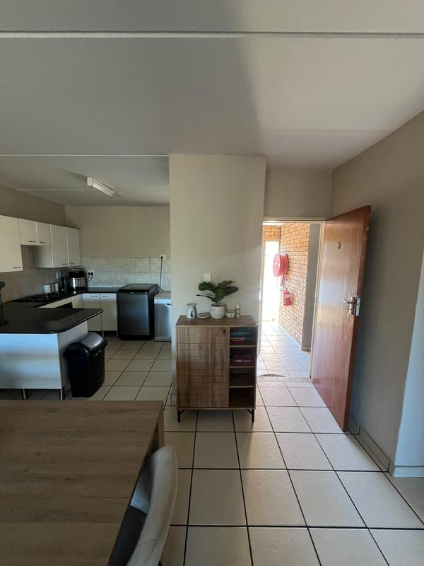 1 Bedroom Property for Sale in Weltevreden Park Gauteng