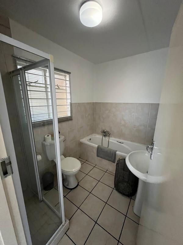 1 Bedroom Property for Sale in Weltevreden Park Gauteng