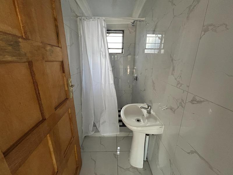 To Let 2 Bedroom Property for Rent in Knoppieslaagte Gauteng