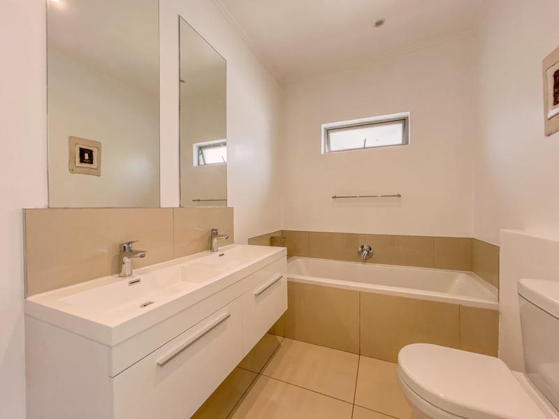 3 Bedroom Property for Sale in Bryanston Gauteng