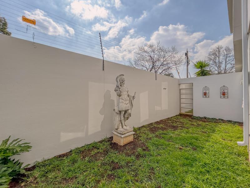 3 Bedroom Property for Sale in Bryanston Gauteng