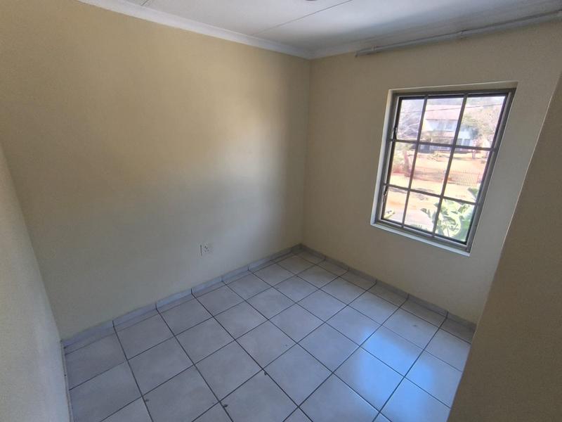 To Let 3 Bedroom Property for Rent in Murrayfield Gauteng