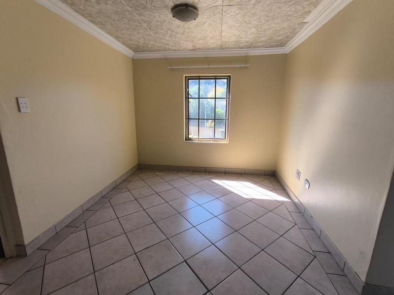 To Let 3 Bedroom Property for Rent in Murrayfield Gauteng
