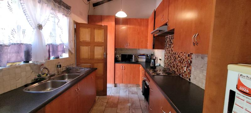 3 Bedroom Property for Sale in Brackendowns Gauteng