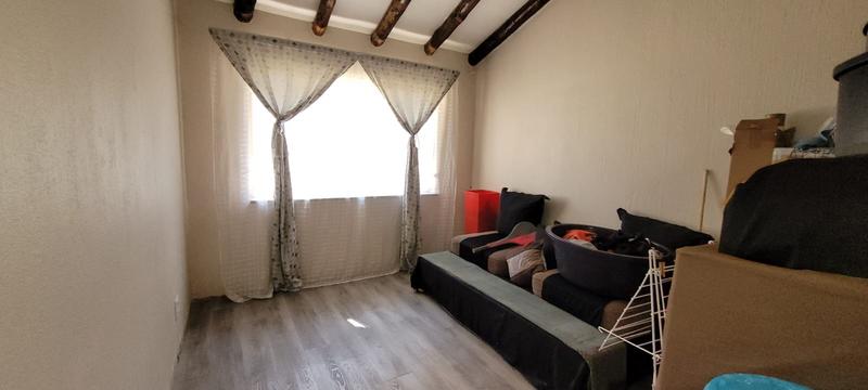 3 Bedroom Property for Sale in Brackendowns Gauteng