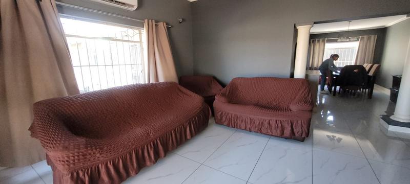 4 Bedroom Property for Sale in Brackendowns Gauteng