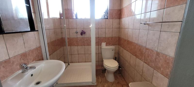 4 Bedroom Property for Sale in Brackendowns Gauteng