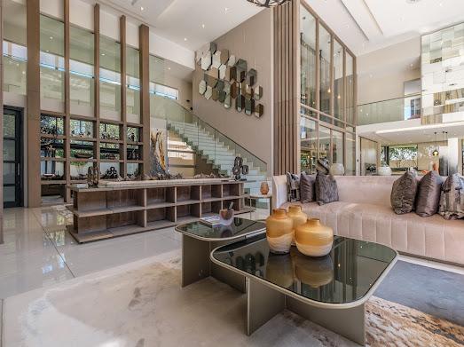 4 Bedroom Property for Sale in Hurlingham Gauteng
