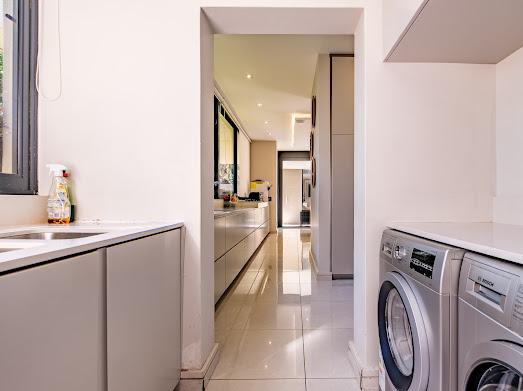 4 Bedroom Property for Sale in Hurlingham Gauteng