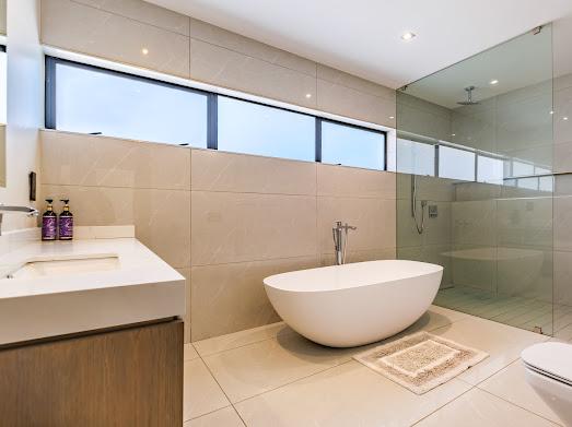 4 Bedroom Property for Sale in Hurlingham Gauteng