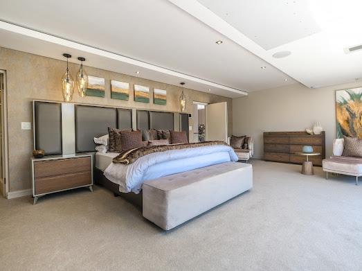 4 Bedroom Property for Sale in Hurlingham Gauteng