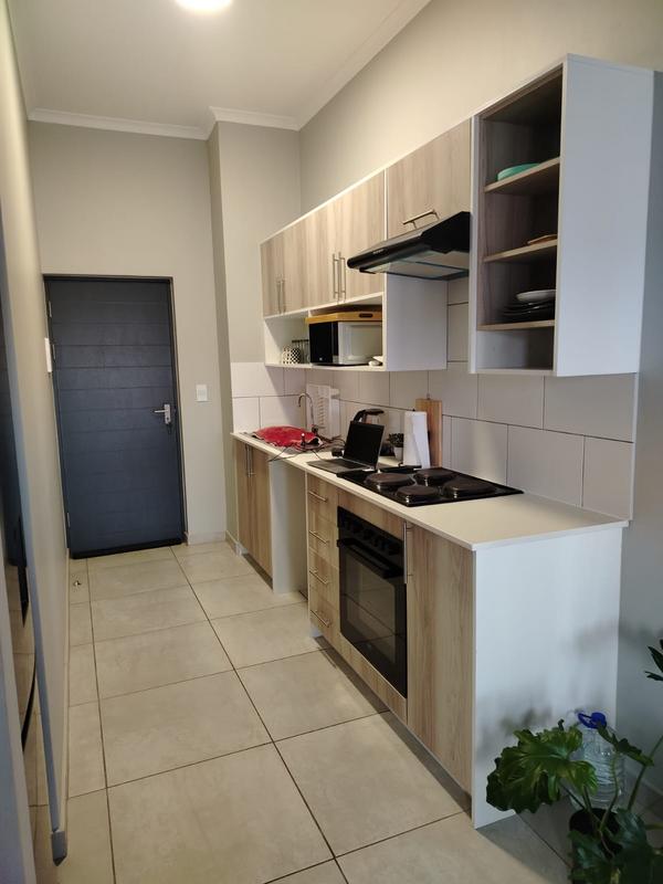To Let 2 Bedroom Property for Rent in Glen Marais Gauteng