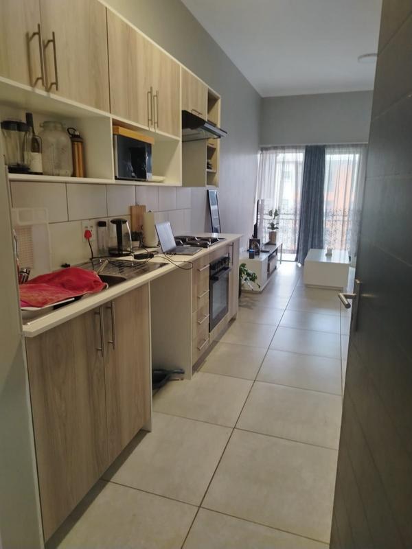 To Let 2 Bedroom Property for Rent in Glen Marais Gauteng