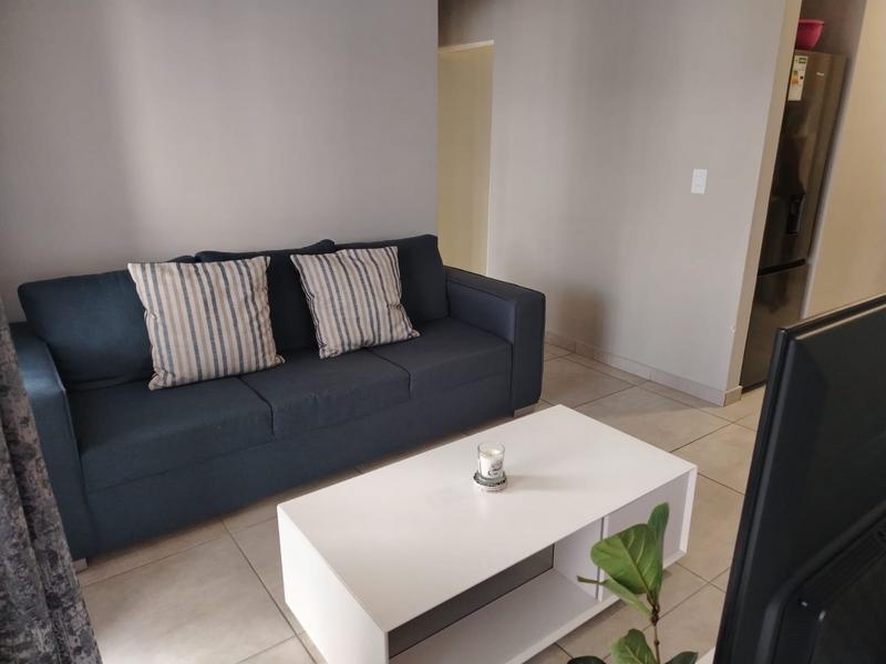 To Let 2 Bedroom Property for Rent in Glen Marais Gauteng