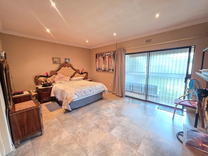 5 Bedroom Property for Sale in Golf Park Gauteng
